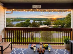 Beautiful Lake View, spacious, pool, pickleball - Image 2